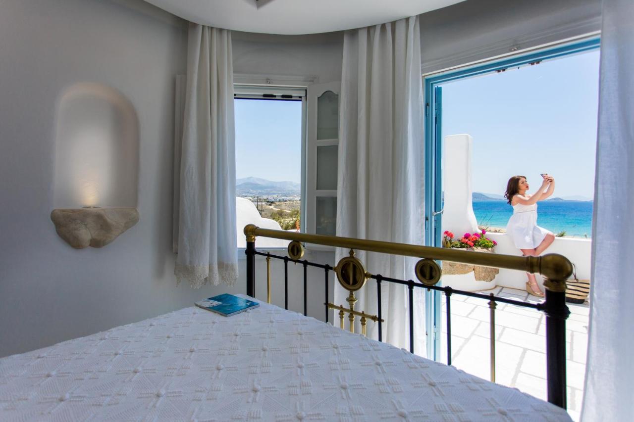 Naxian Riviera Exclusive Seafront Suites, Junior Suite Agios Prokopios  Buitenkant foto